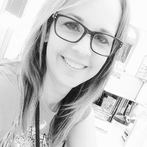 Meet your Posher, Raeann
